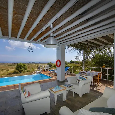 Villa Ayia Marina Seaview