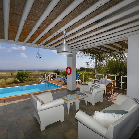 Villa Ayia Marina Seaview *